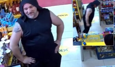 Ecel, alışveriş esnasında gülerken yakaladı