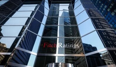 Fitch İngiltere’nin kredi notunu teyit etti