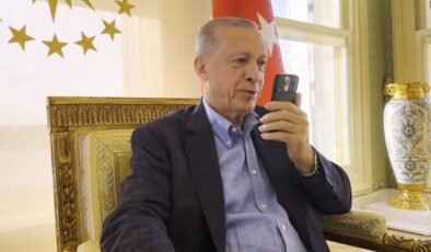 Gençler istedi, Cumhurbaşkanı Erdoğan telefonla bağlandı