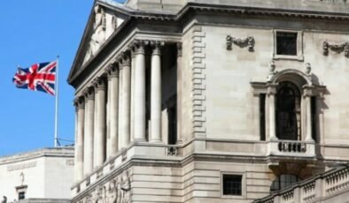 İngiltere Merkez Bankası’ndan faiz indirimi