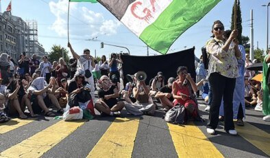 İsviçre’de binlerce kişi Gazze için sokaklara çıktı