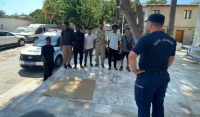 İzmir’de 83 düzensiz göçmen yakalandı