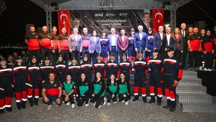 Marmara Depremi şehitleri,  Kocaeli ve Sakarya’da anıldı