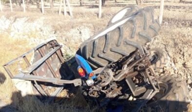 Şanlıurfa’da traktör devrildi: 1 ölü, 4 yaralı