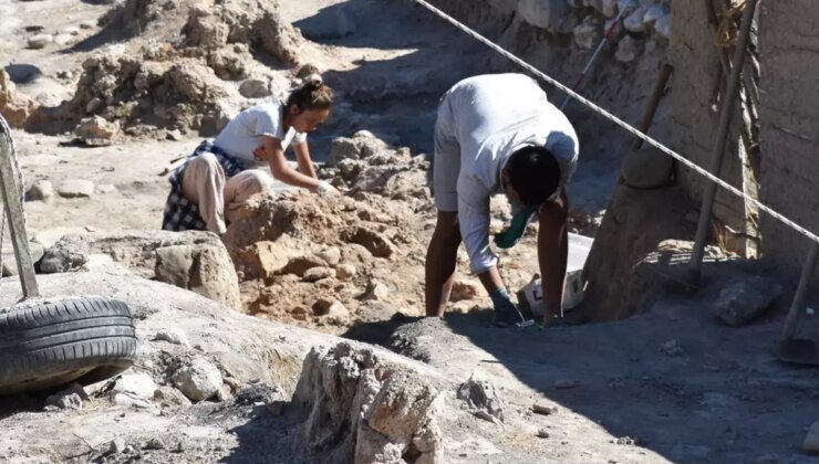 Tarihin akışı değiştirecek keşif! İzmir’deki kazıda bulundu, Göbeklitepe ile bağlantılı