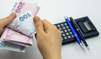 TÜRK-İŞ: Yoksulluk sınırı 88 bin açlık sınırı ise 27 bin lirayı aştı