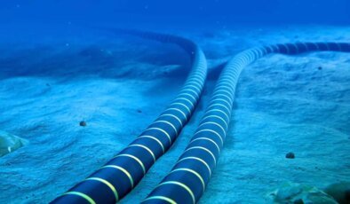 Microsoft: Kızıldeniz’de uluslararası denizaltı kabloları kesildi