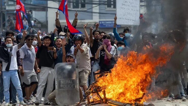 Nepal’de sosyal medya yasağı sokakları karıştırdı: 13 ölü