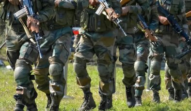 Operasyondan dönen 45 asker 600 kişilik grup tarafından alıkonuldu