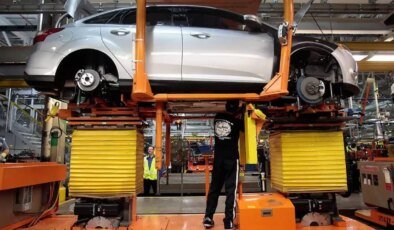 27 yıllık serüven bitti! Otomotiv devi efsane modelinin üretimini durdurdu