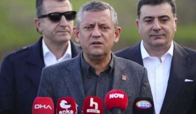 CHP İmralı’ya gidecek mi? Bahçeli’nin sözleri Özgür Özel’e soruldu