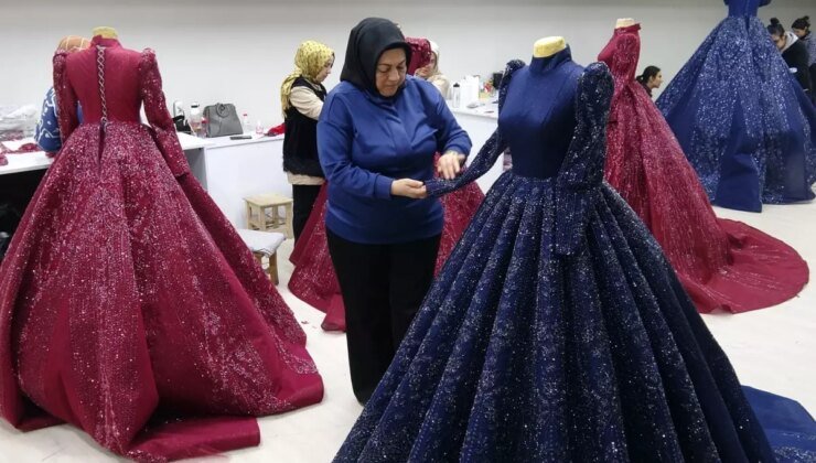 Kiraladığı gelinlik hayatını değiştirdi